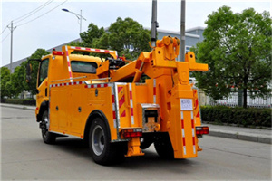 呼玛高速路拖车费